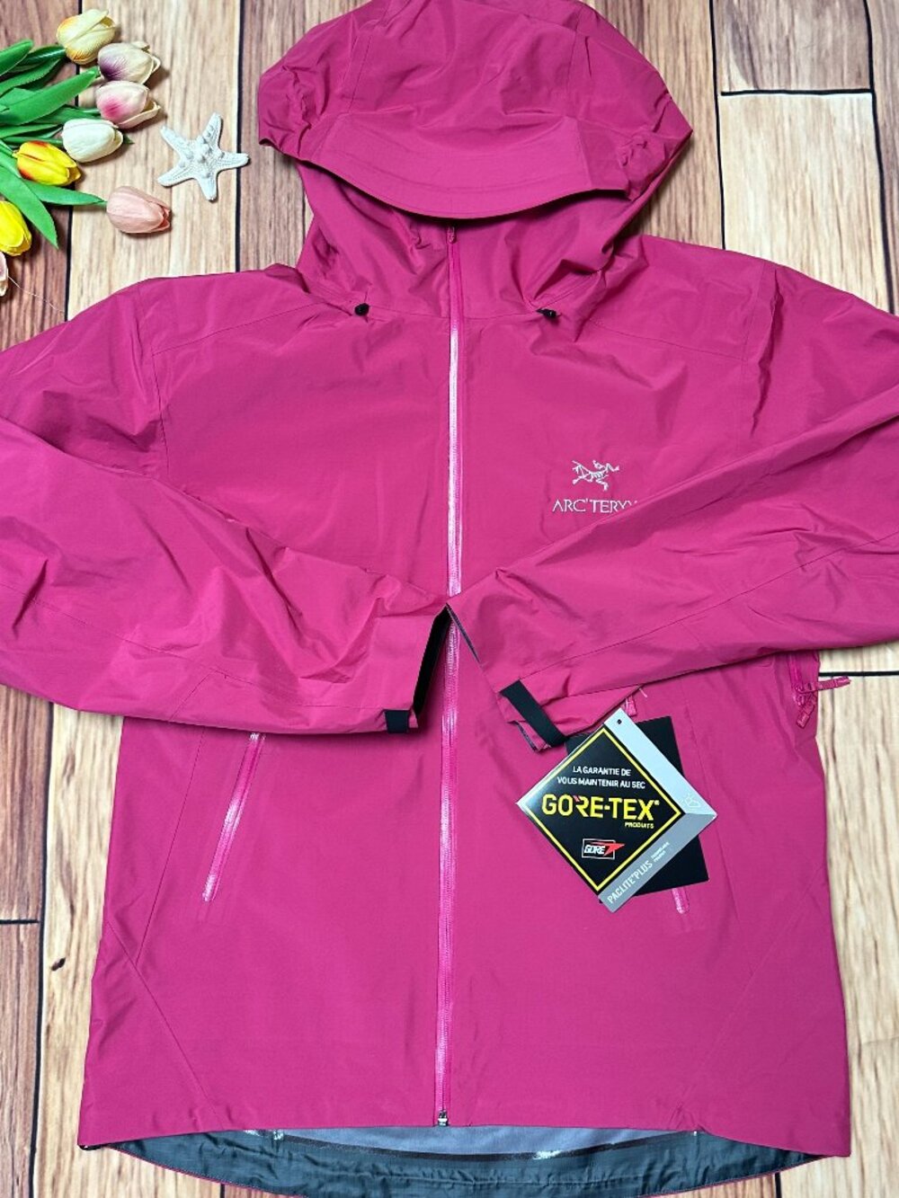 Women's Arcteryx BETA LT Jacket Solid Color Casual Sports Waterproof L